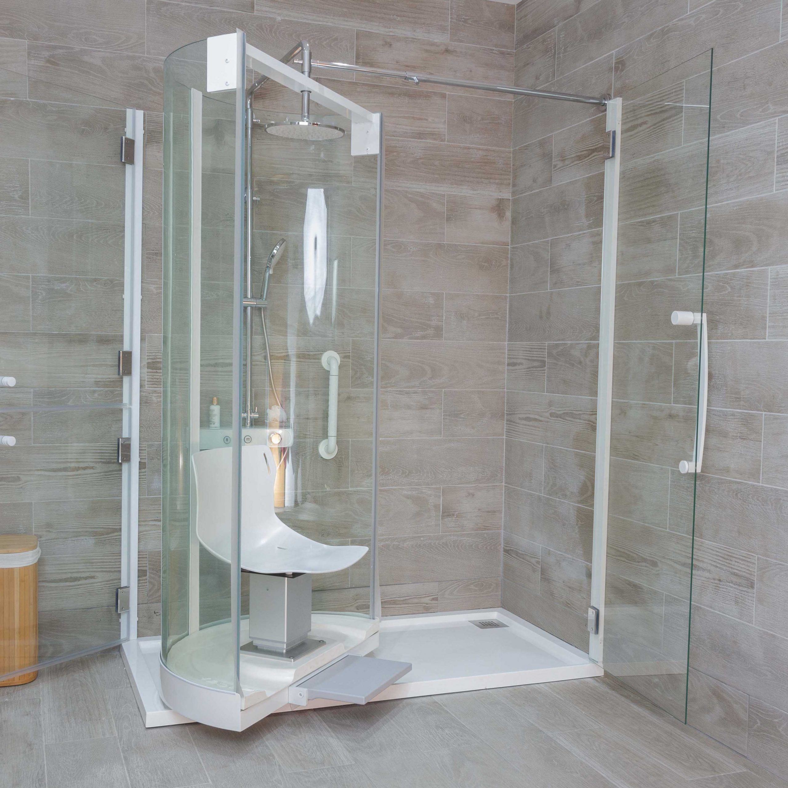 La accesible / The best accessible shower screen Excel Shower